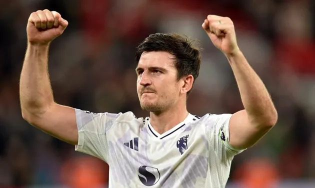Harry Maguire trong màu áo Manchester United, trung vệ hợp đồng sắp hết hạn