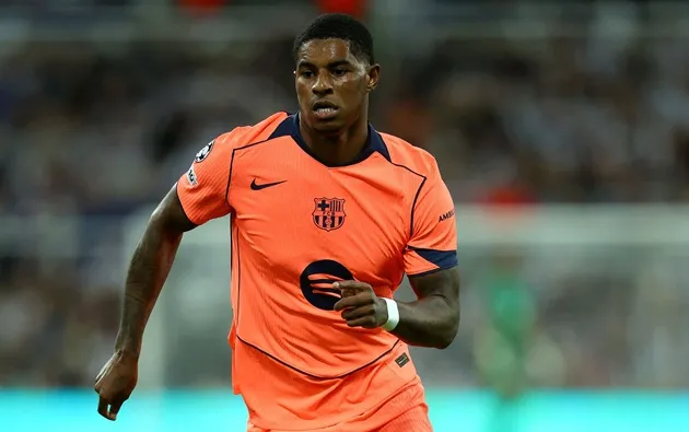 Marcus Rashford trong màu áo Barcelona, phấn khích trước El Clasico tại sân Bernabeu