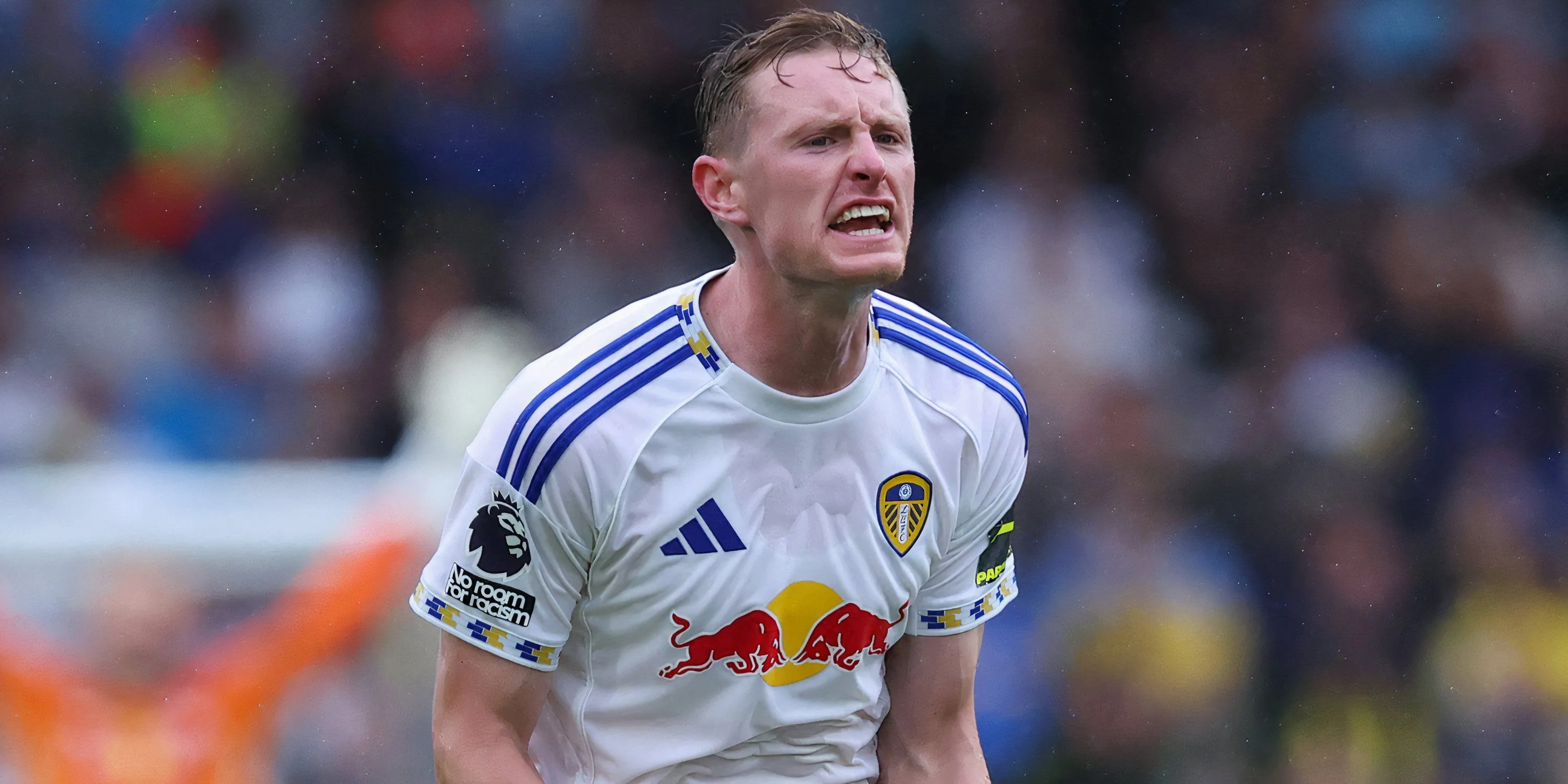 Sean Longstaff thi đấu cho Leeds, số liệu sáng tạo và tranh chấp nổi bật