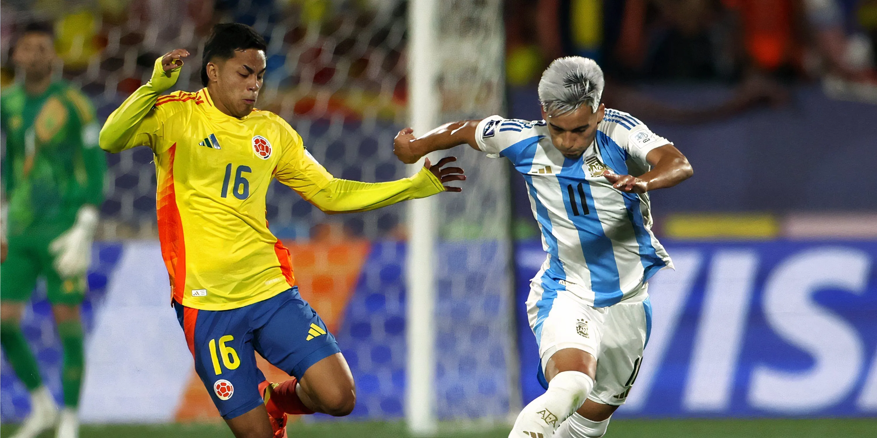 Tiền vệ Ian Subiabre trong màu áo River Plate