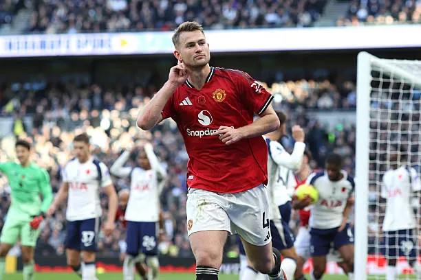 Amorim đã tìm thấy cách sử dụng De Ligt một cách tối ưu trong hệ thống chiến thuật của mình