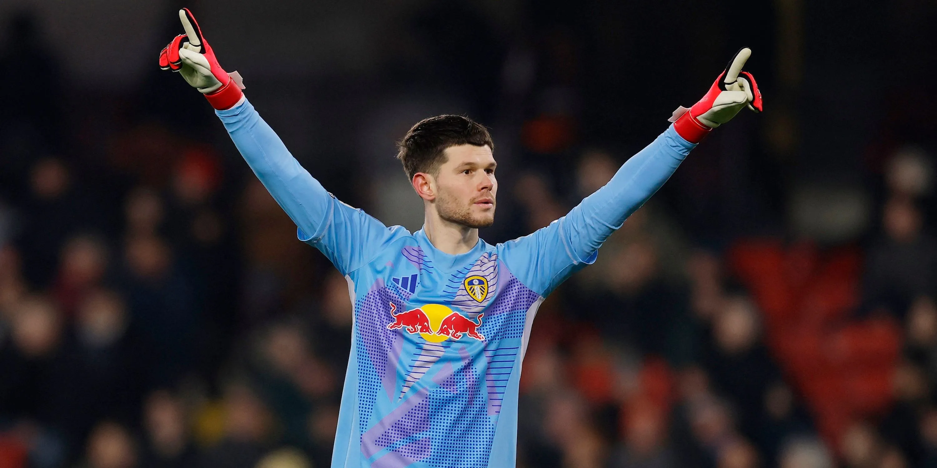 Thủ môn Illan Meslier của Leeds United ăn mừng