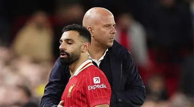 Mâu thuẫn giữa Slot và Salah vẫn chưa có hồi kết.